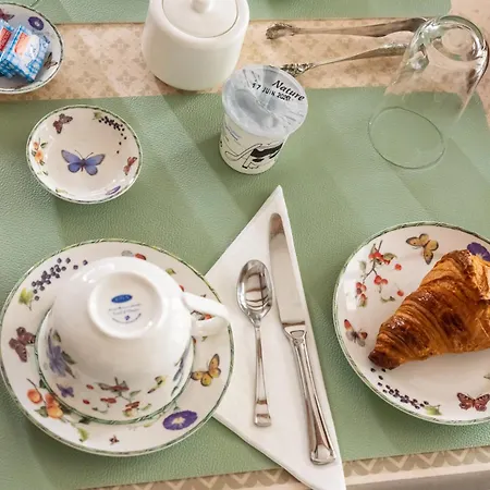 Au Mas De Garet - D'hotes De Charme Nocleg ze śniadaniem